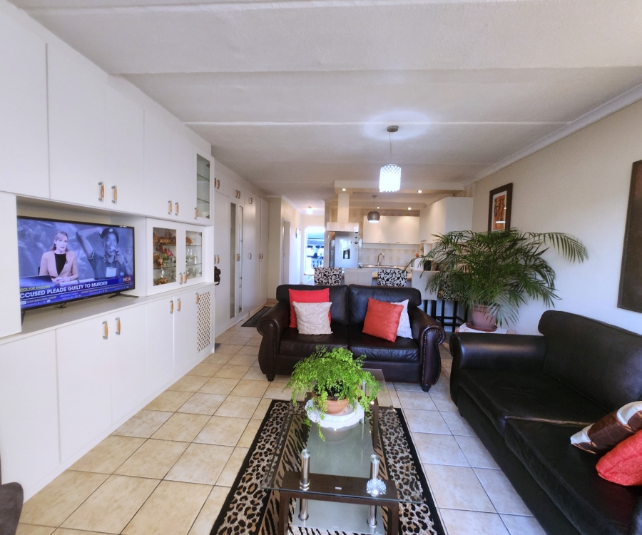 2 Bedroom Property for Sale in West Beach Western Cape